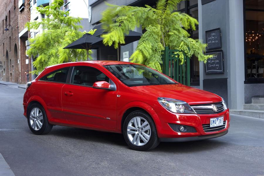  Holden Astra 3-Door Coupe 2007 года  (фото 18 из 32)